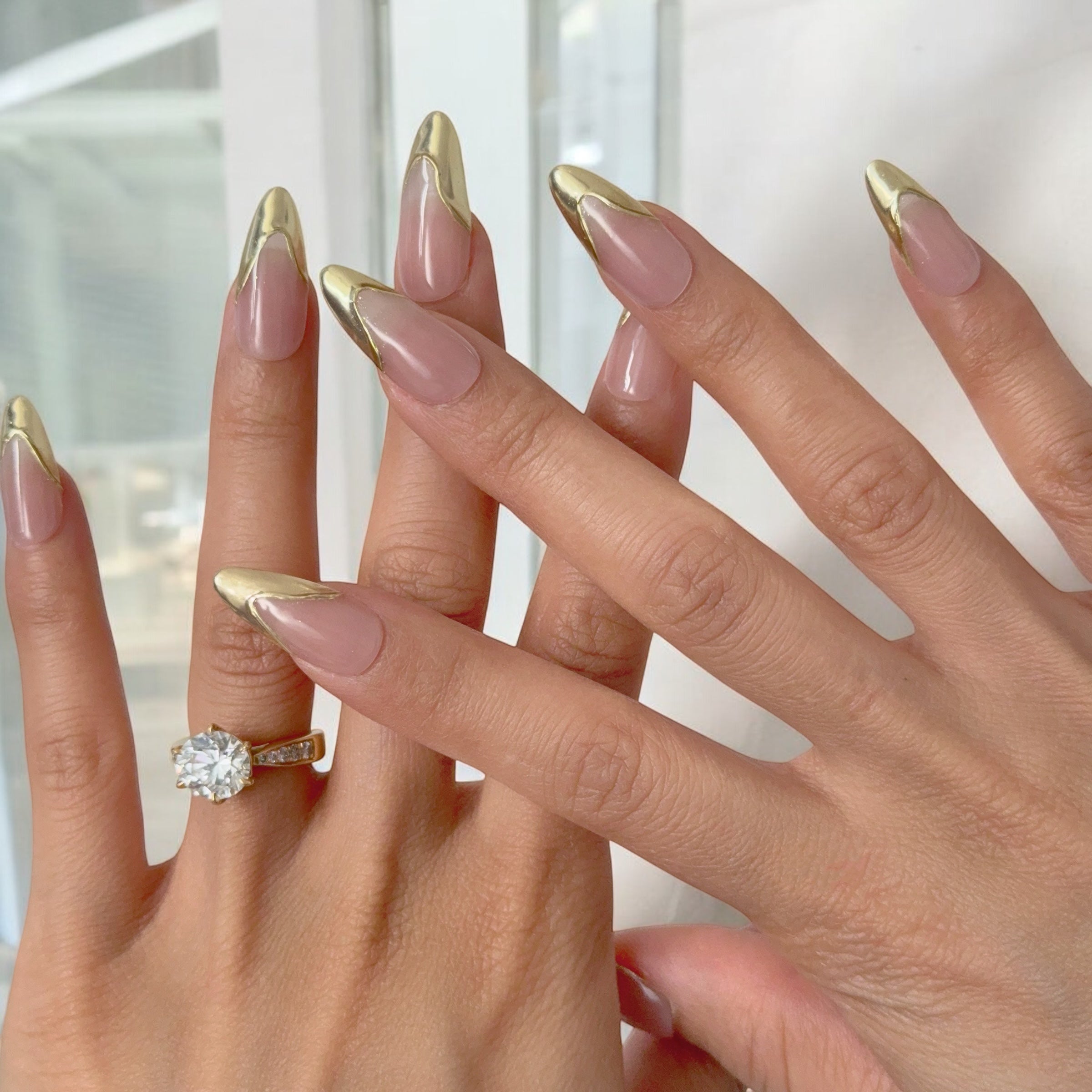 Twilight gold crescents